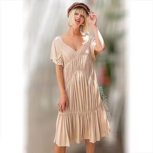 LAST ONE POL Shirred Knit Gathered Midi Dress Short Sleeve Loose Fit